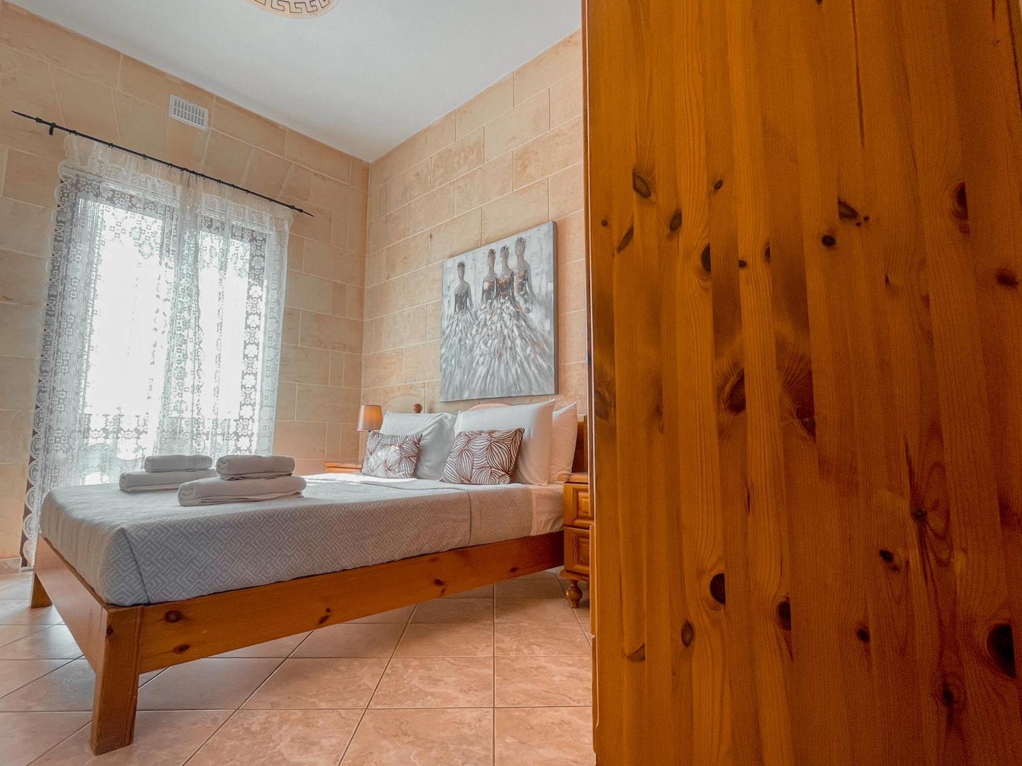 Villa Fieldend - Gozo Holiday Home Għarb Екстериор снимка