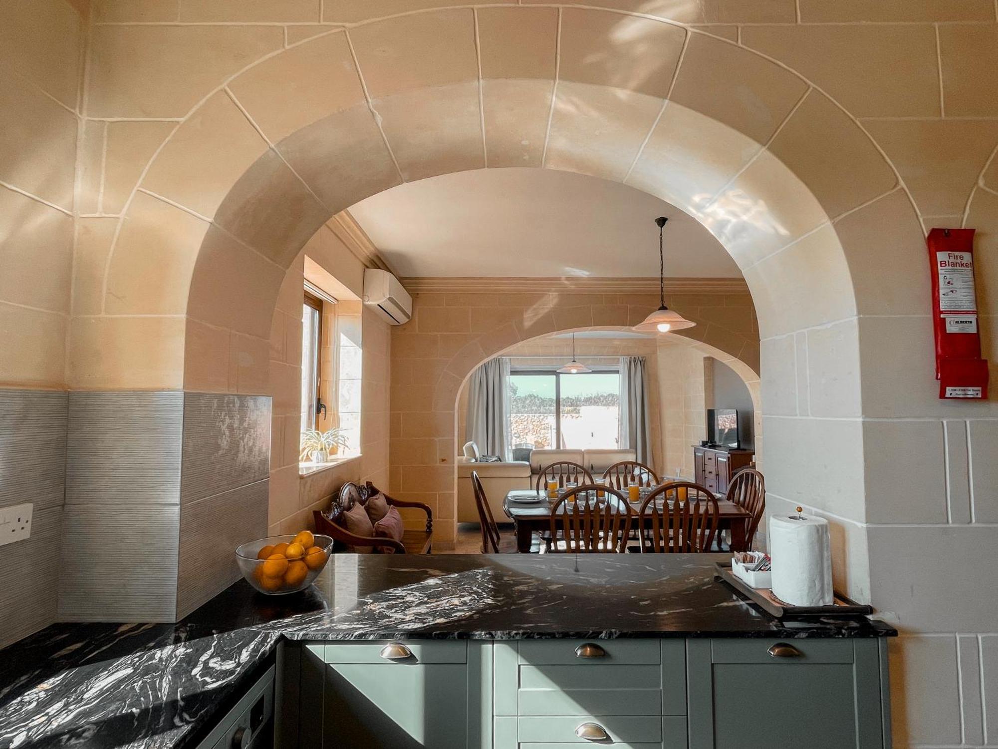 Villa Fieldend - Gozo Holiday Home Għarb Екстериор снимка
