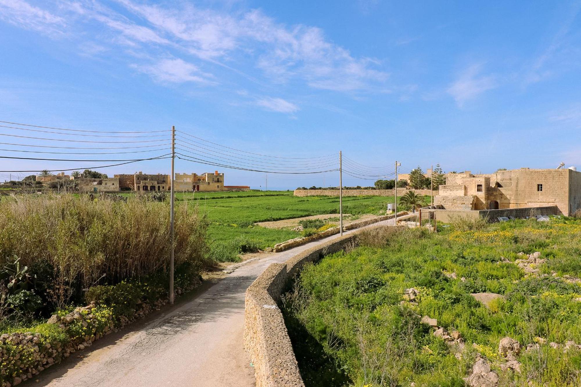 Villa Fieldend - Gozo Holiday Home Għarb Екстериор снимка